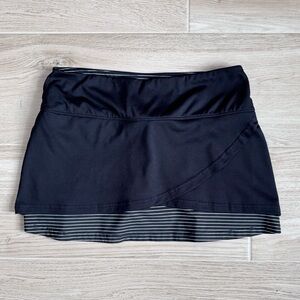 Bolle Athletic Skort Skirt Tennis Golf Black and White Striped Large